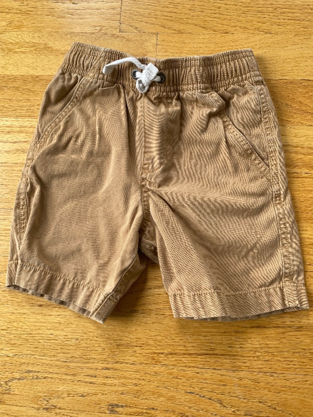 Oeko Tex canvas shorts by Hanna Andersson